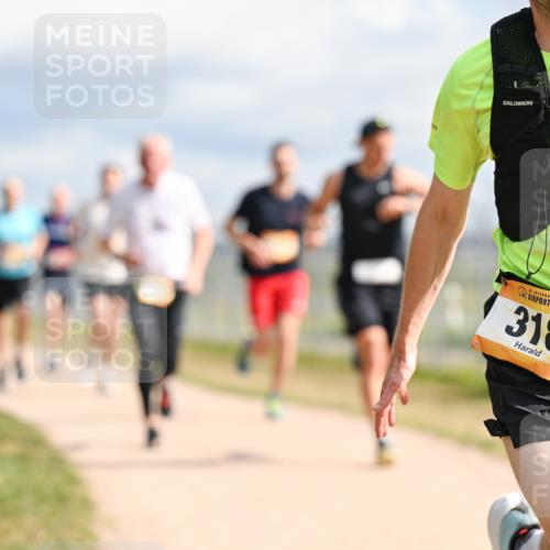 14.09.2025 - Airport Race Dr. Thomas Lammeyer http://msf.ph/oto/8865430 14.09.2025 12:05:53 Laufen 42, 11, 318 meine-sportfotos.de