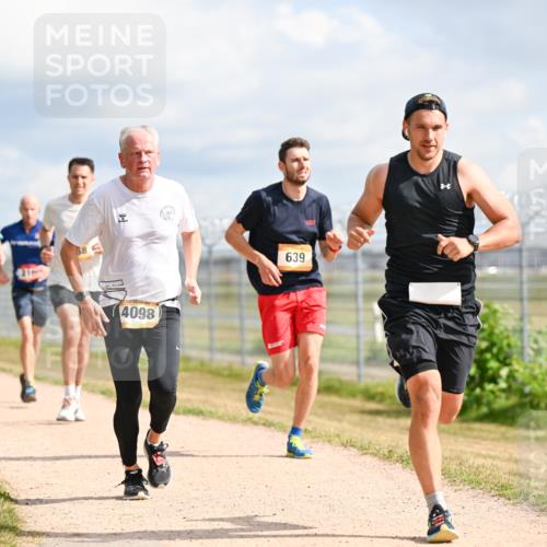 14.09.2025 - Airport Race Dr. Thomas Lammeyer http://msf.ph/oto/8865444 14.09.2025 12:05:53 Laufen 18, 4098, 639 meine-sportfotos.de