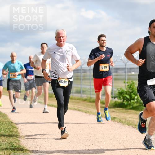 14.09.2025 - Airport Race Dr. Thomas Lammeyer http://msf.ph/oto/8865456 14.09.2025 12:05:54 Laufen 91, 210, 4098, 639 meine-sportfotos.de