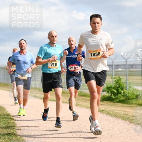 14.09.2025 - Airport Race Dr. Thomas Lammeyer http://msf.ph/oto/8865485 14.09.2025 12:05:56 Laufen 34, 918, 216, 1838, 465 meine-sportfotos.de