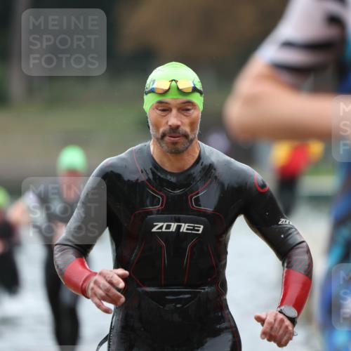 14.09.2025 - Stadtparktriathlon Michael Strokosch http://msf.ph/oto/8865494 14.09.2025 09:03:58 Schwimmen 379, 383, 406, 421 meine-sportfotos.de