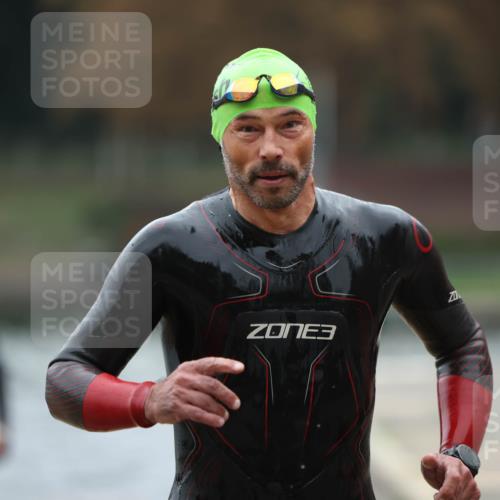 14.09.2025 - Stadtparktriathlon Michael Strokosch http://msf.ph/oto/8865497 14.09.2025 09:03:59 Schwimmen 379, 383, 398, 406, 421 meine-sportfotos.de