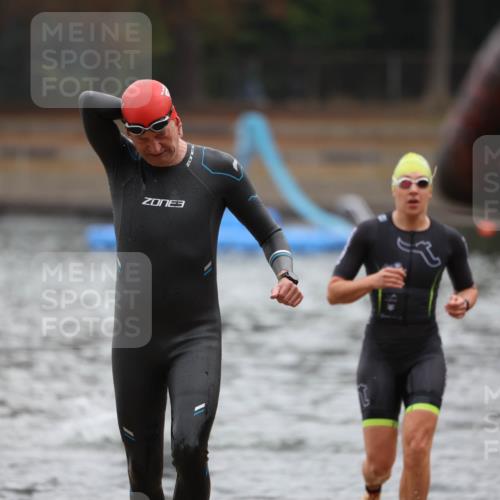 14.09.2025 - Stadtparktriathlon Michael Strokosch http://msf.ph/oto/8865543 14.09.2025 09:04:12 Schwimmen 395, 398, 399, 420, 423 meine-sportfotos.de