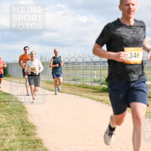 14.09.2025 - Airport Race Dr. Thomas Lammeyer http://msf.ph/oto/8865544 14.09.2025 12:06:00 Laufen 425, 964, 346 meine-sportfotos.de