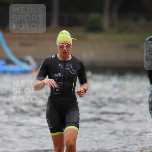 14.09.2025 - Stadtparktriathlon Michael Strokosch http://msf.ph/oto/8865546 14.09.2025 09:04:13 Schwimmen 395, 398, 399, 420, 423 meine-sportfotos.de