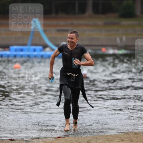 14.09.2025 - Stadtparktriathlon Michael Strokosch http://msf.ph/oto/8865578 14.09.2025 09:04:54 Schwimmen 432 meine-sportfotos.de