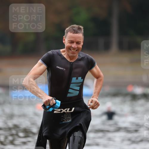 14.09.2025 - Stadtparktriathlon Michael Strokosch http://msf.ph/oto/8865595 14.09.2025 09:04:57 Schwimmen 432 meine-sportfotos.de