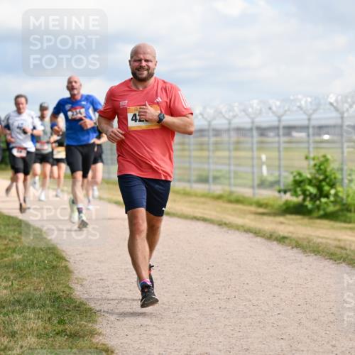 14.09.2025 - Airport Race Dr. Thomas Lammeyer http://msf.ph/oto/8865627 14.09.2025 12:06:05 Laufen 4 meine-sportfotos.de