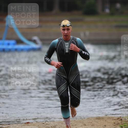 14.09.2025 - Stadtparktriathlon Michael Strokosch http://msf.ph/oto/8865663 14.09.2025 09:10:30 Schwimmen 473 meine-sportfotos.de