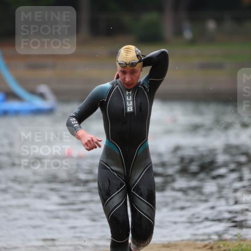 14.09.2025 - Stadtparktriathlon Michael Strokosch http://msf.ph/oto/8865666 14.09.2025 09:10:31 Schwimmen 473 meine-sportfotos.de