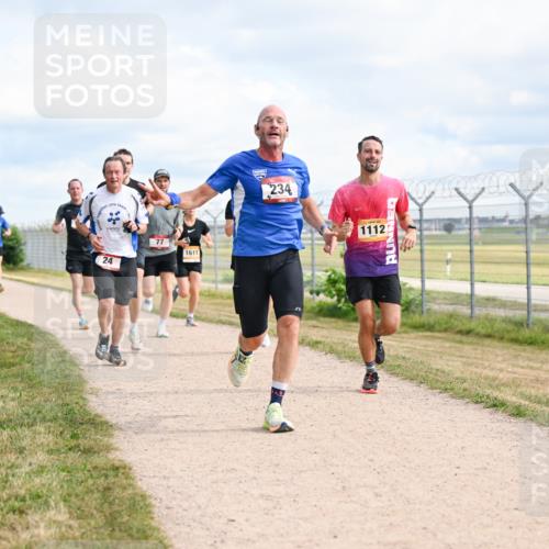 14.09.2025 - Airport Race Dr. Thomas Lammeyer http://msf.ph/oto/8865668 14.09.2025 12:06:08 Laufen 24, 77, 1611, 234, 1112 meine-sportfotos.de