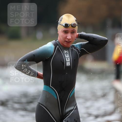 14.09.2025 - Stadtparktriathlon Michael Strokosch http://msf.ph/oto/8865672 14.09.2025 09:10:32 Schwimmen 473 meine-sportfotos.de