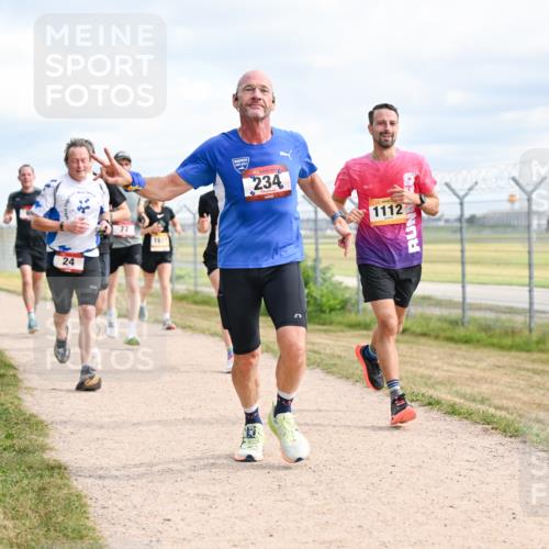 14.09.2025 - Airport Race Dr. Thomas Lammeyer http://msf.ph/oto/8865680 14.09.2025 12:06:09 Laufen 24, 77, 161, 234, 1112 meine-sportfotos.de