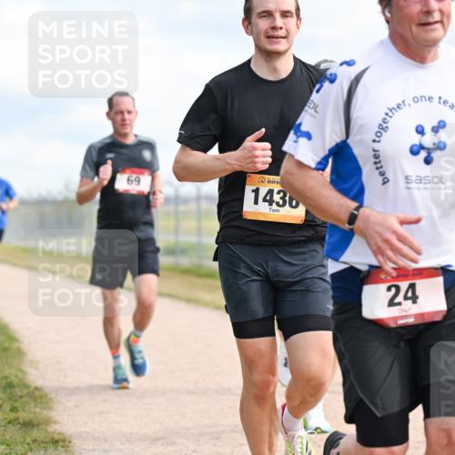 14.09.2025 - Airport Race Dr. Thomas Lammeyer http://msf.ph/oto/8865714 14.09.2025 12:06:11 Laufen 69, 1436, 24, 150 meine-sportfotos.de