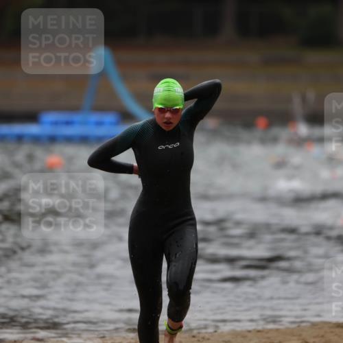 14.09.2025 - Stadtparktriathlon Michael Strokosch http://msf.ph/oto/8865745 14.09.2025 09:11:07 Schwimmen 487 meine-sportfotos.de