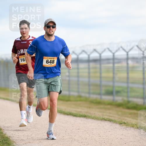 14.09.2025 - Airport Race Dr. Thomas Lammeyer http://msf.ph/oto/8865789 14.09.2025 12:06:17 Laufen 16, 648 meine-sportfotos.de