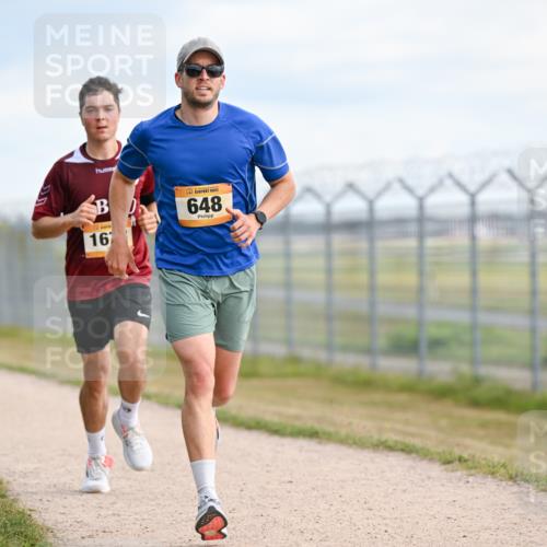 14.09.2025 - Airport Race Dr. Thomas Lammeyer http://msf.ph/oto/8865795 14.09.2025 12:06:17 Laufen 16, 648 meine-sportfotos.de