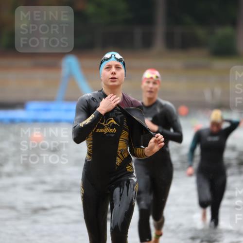 14.09.2025 - Stadtparktriathlon Michael Strokosch http://msf.ph/oto/8865871 14.09.2025 09:11:59 Schwimmen 452, 453, 460, 462, 475 meine-sportfotos.de