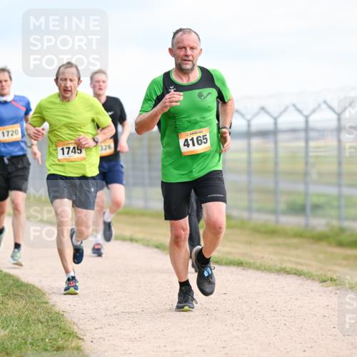 14.09.2025 - Airport Race Dr. Thomas Lammeyer http://msf.ph/oto/8865882 14.09.2025 12:06:24 Laufen 1720, 1745, 326, 4165 meine-sportfotos.de