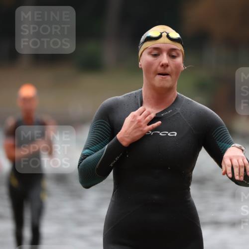 14.09.2025 - Stadtparktriathlon Michael Strokosch http://msf.ph/oto/8865894 14.09.2025 09:12:05 Schwimmen 452, 475 meine-sportfotos.de