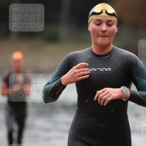 14.09.2025 - Stadtparktriathlon Michael Strokosch http://msf.ph/oto/8865895 14.09.2025 09:12:06 Schwimmen 452, 475 meine-sportfotos.de