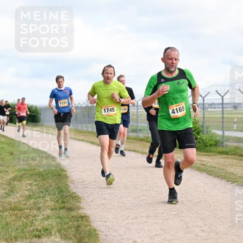 14.09.2025 - Airport Race Dr. Thomas Lammeyer http://msf.ph/oto/8865915 14.09.2025 12:06:26 Laufen 1720, 1745, 326, 4165 meine-sportfotos.de