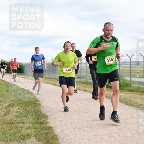 14.09.2025 - Airport Race Dr. Thomas Lammeyer http://msf.ph/oto/8865917 14.09.2025 12:06:26 Laufen 1720, 1745, 118, 4165 meine-sportfotos.de