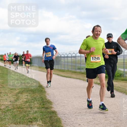 14.09.2025 - Airport Race Dr. Thomas Lammeyer http://msf.ph/oto/8865924 14.09.2025 12:06:27 Laufen 1720, 1745, 18, 4165 meine-sportfotos.de