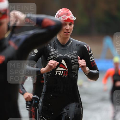 14.09.2025 - Stadtparktriathlon Michael Strokosch http://msf.ph/oto/8865963 14.09.2025 09:12:49 Schwimmen 463, 468, 474, 494 meine-sportfotos.de