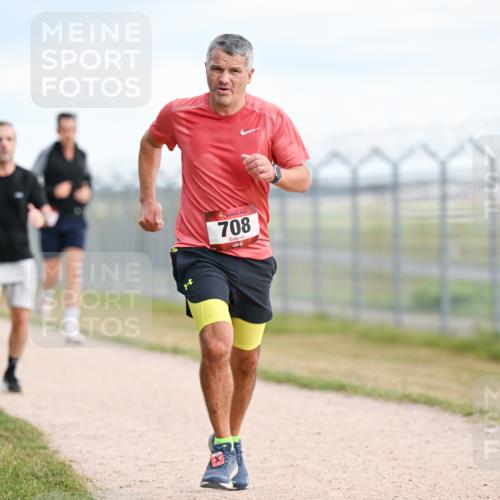14.09.2025 - Airport Race Dr. Thomas Lammeyer http://msf.ph/oto/8865987 14.09.2025 12:06:31 Laufen 708 meine-sportfotos.de
