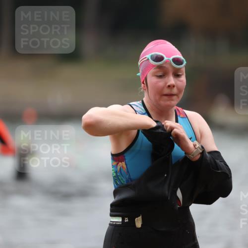 14.09.2025 - Stadtparktriathlon Michael Strokosch http://msf.ph/oto/8866024 14.09.2025 09:13:15 Schwimmen 471, 472, 479, 481, 493 meine-sportfotos.de