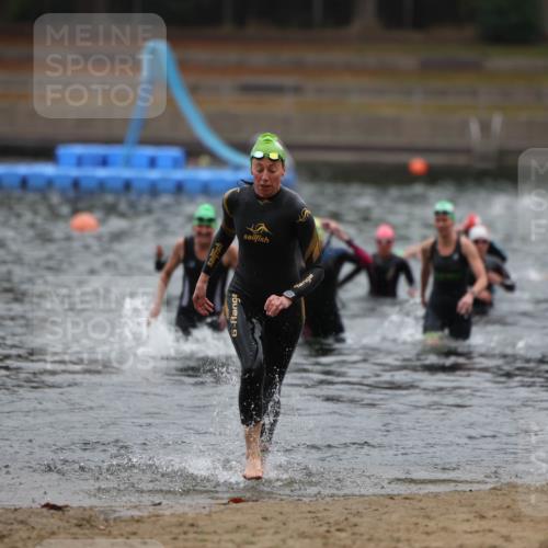 14.09.2025 - Stadtparktriathlon Michael Strokosch http://msf.ph/oto/8866050 14.09.2025 09:13:29 Schwimmen 503 meine-sportfotos.de