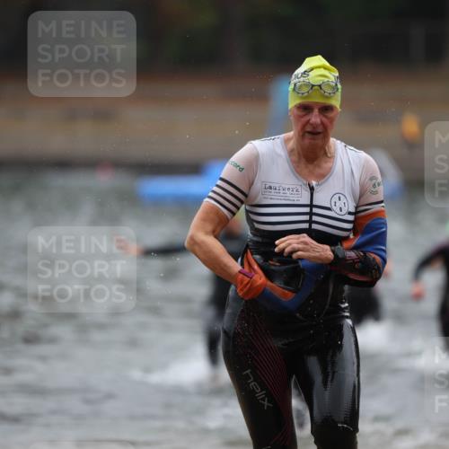 14.09.2025 - Stadtparktriathlon Michael Strokosch http://msf.ph/oto/8866079 14.09.2025 09:13:41 Schwimmen 438, 439, 443, 464, 492, 497, 499 meine-sportfotos.de