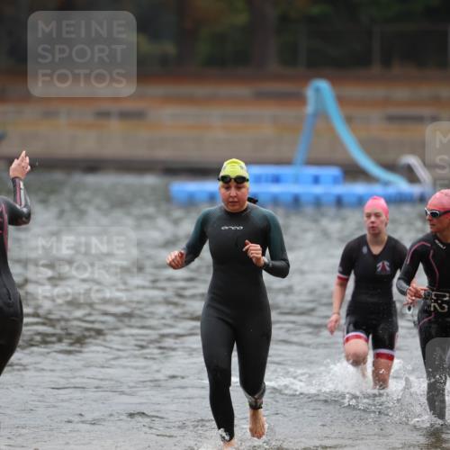 14.09.2025 - Stadtparktriathlon Michael Strokosch http://msf.ph/oto/8866084 14.09.2025 09:13:44 Schwimmen 438, 439, 443, 455, 464, 482, 485, 492, 497, 499 meine-sportfotos.de