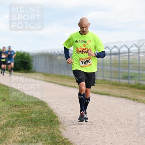14.09.2025 - Airport Race Dr. Thomas Lammeyer http://msf.ph/oto/8866179 14.09.2025 12:06:48 Laufen 1956 meine-sportfotos.de