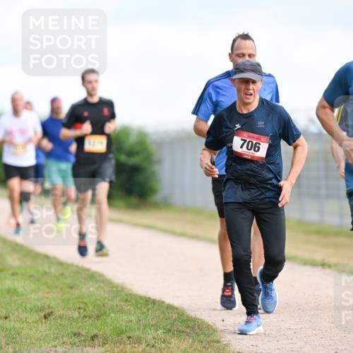 14.09.2025 - Airport Race Dr. Thomas Lammeyer http://msf.ph/oto/8866218 14.09.2025 12:06:56 Laufen 706, 745 meine-sportfotos.de