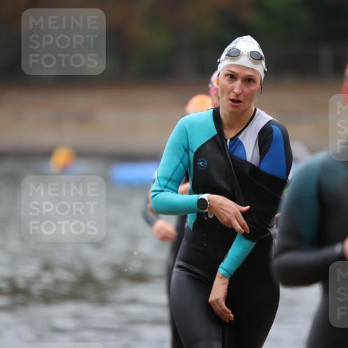 14.09.2025 - Stadtparktriathlon Michael Strokosch http://msf.ph/oto/8866223 14.09.2025 09:14:35 Schwimmen 445, 447, 448, 450, 458, 477 meine-sportfotos.de