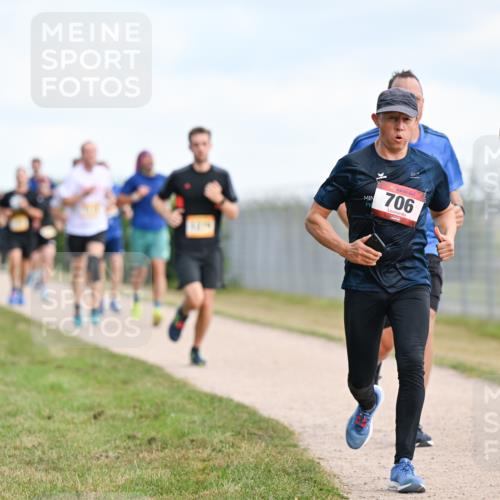 14.09.2025 - Airport Race Dr. Thomas Lammeyer http://msf.ph/oto/8866238 14.09.2025 12:06:57 Laufen 706, 745 meine-sportfotos.de