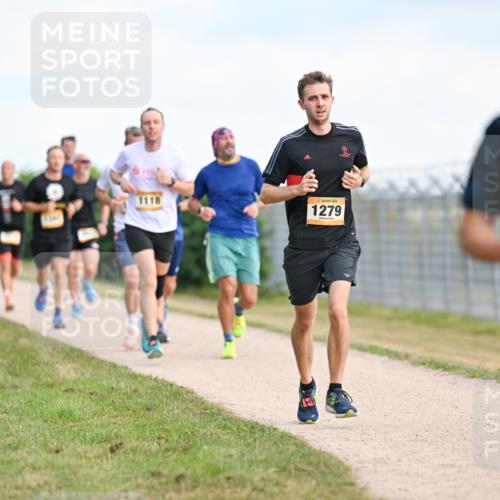 14.09.2025 - Airport Race Dr. Thomas Lammeyer http://msf.ph/oto/8866241 14.09.2025 12:06:58 Laufen 1118, 1279, 706 meine-sportfotos.de