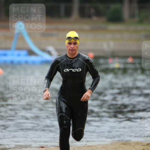 14.09.2025 - Stadtparktriathlon Michael Strokosch http://msf.ph/oto/8866247 14.09.2025 09:14:49 Schwimmen 447, 505 meine-sportfotos.de