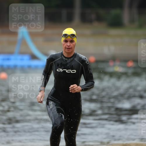 14.09.2025 - Stadtparktriathlon Michael Strokosch http://msf.ph/oto/8866250 14.09.2025 09:14:50 Schwimmen 505 meine-sportfotos.de