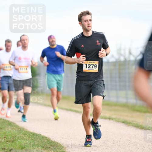 14.09.2025 - Airport Race Dr. Thomas Lammeyer http://msf.ph/oto/8866267 14.09.2025 12:06:59 Laufen 1279 meine-sportfotos.de