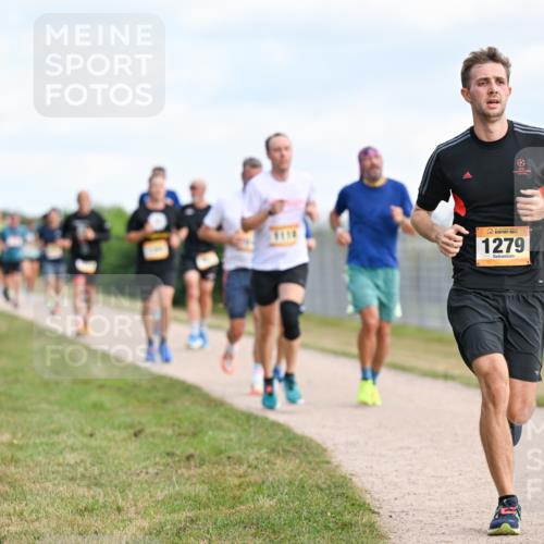 14.09.2025 - Airport Race Dr. Thomas Lammeyer http://msf.ph/oto/8866281 14.09.2025 12:07:01 Laufen 1279 meine-sportfotos.de