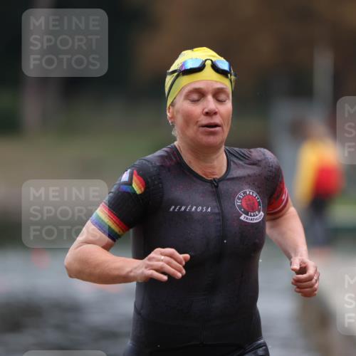 14.09.2025 - Stadtparktriathlon Michael Strokosch http://msf.ph/oto/8866296 14.09.2025 09:16:10 Schwimmen 446 meine-sportfotos.de