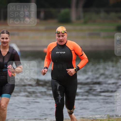 14.09.2025 - Stadtparktriathlon Michael Strokosch http://msf.ph/oto/8866312 14.09.2025 09:16:37 Schwimmen 440, 504 meine-sportfotos.de