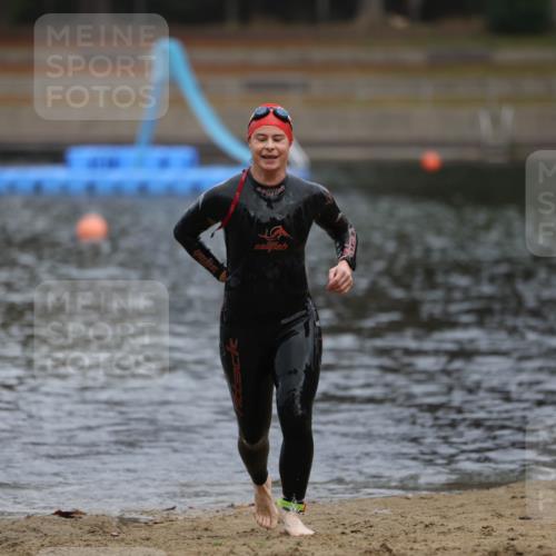 14.09.2025 - Stadtparktriathlon Michael Strokosch http://msf.ph/oto/8866343 14.09.2025 09:17:00 Schwimmen 465 meine-sportfotos.de