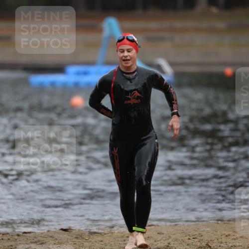 14.09.2025 - Stadtparktriathlon Michael Strokosch http://msf.ph/oto/8866345 14.09.2025 09:17:00 Schwimmen 465 meine-sportfotos.de