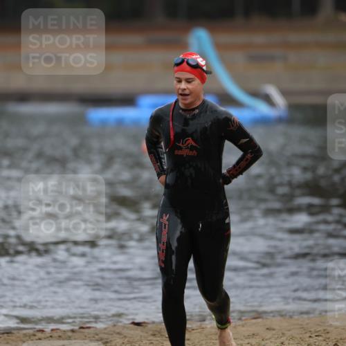 14.09.2025 - Stadtparktriathlon Michael Strokosch http://msf.ph/oto/8866347 14.09.2025 09:17:01 Schwimmen 465 meine-sportfotos.de
