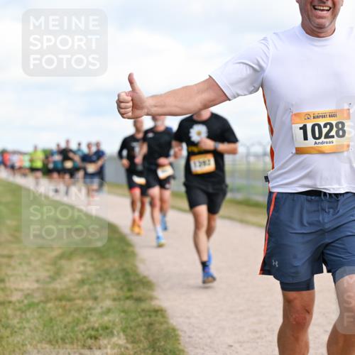 14.09.2025 - Airport Race Dr. Thomas Lammeyer http://msf.ph/oto/8866388 14.09.2025 12:07:07 Laufen 1392, 42, 1028 meine-sportfotos.de