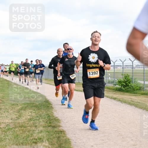 14.09.2025 - Airport Race Dr. Thomas Lammeyer http://msf.ph/oto/8866390 14.09.2025 12:07:08 Laufen 1976, 207, 401, 1392 meine-sportfotos.de
